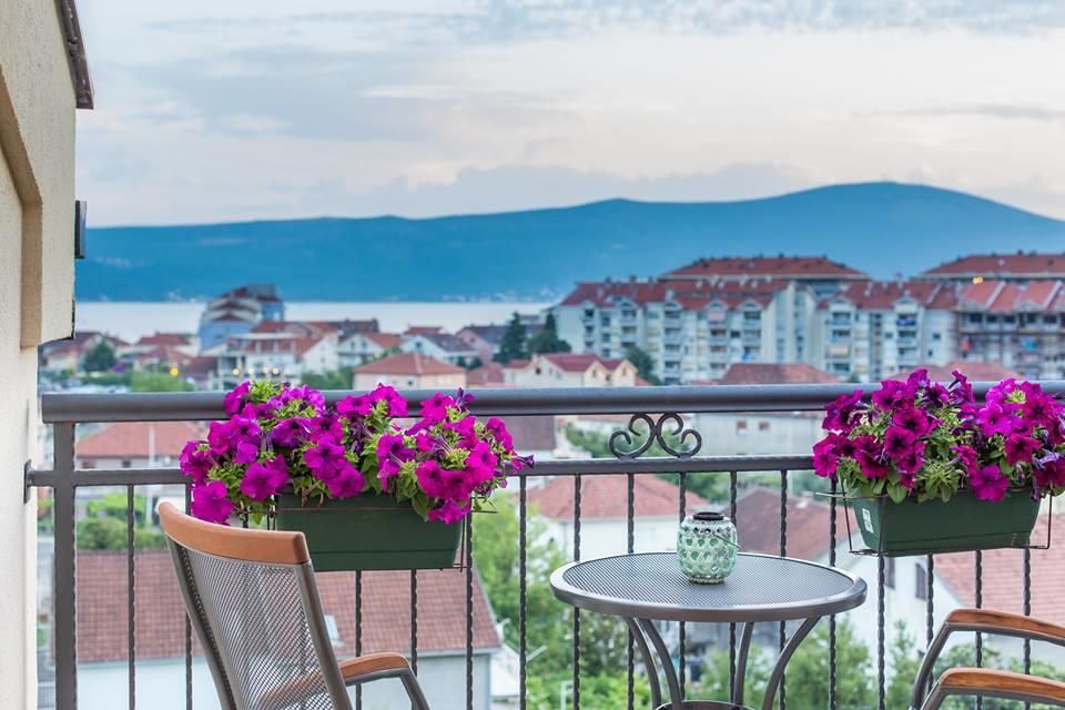 Апартаменты Porto Apartmani Тиват