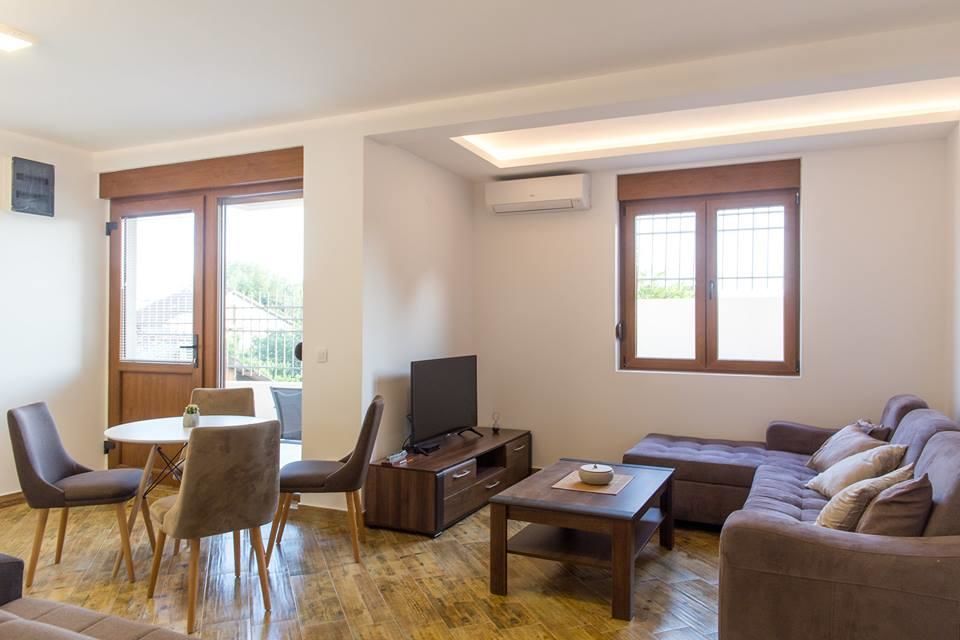 Апартаменты Porto Apartmani Тиват