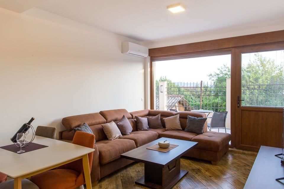 Апартаменты Porto Apartmani Тиват