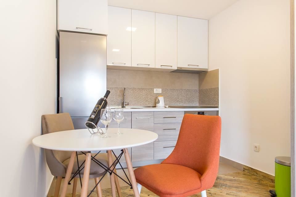 Апартаменты Porto Apartmani Тиват