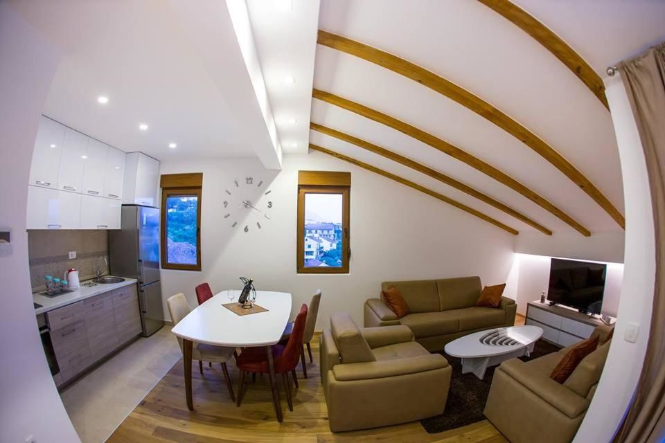 Апартаменты Porto Apartmani Тиват